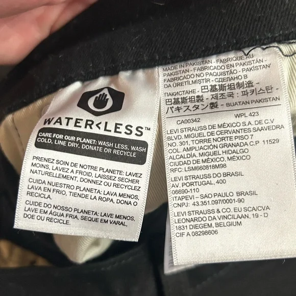 Levi’s 511 Premium Denim Black Jeans - Picture 5 of 7